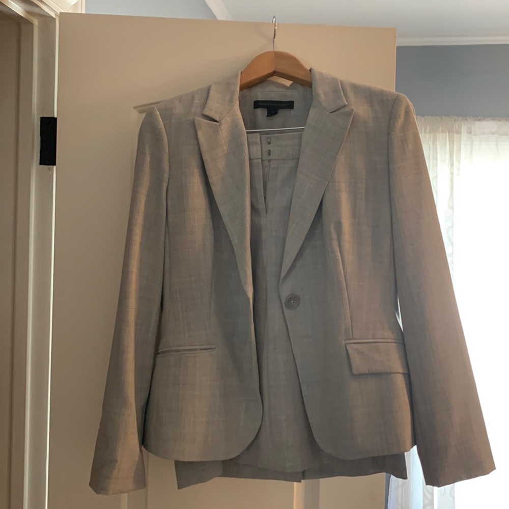 Light gray skirt suit